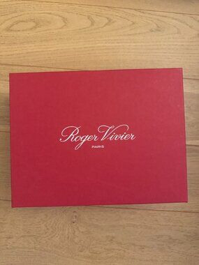 Roger Vivier Shoe Box